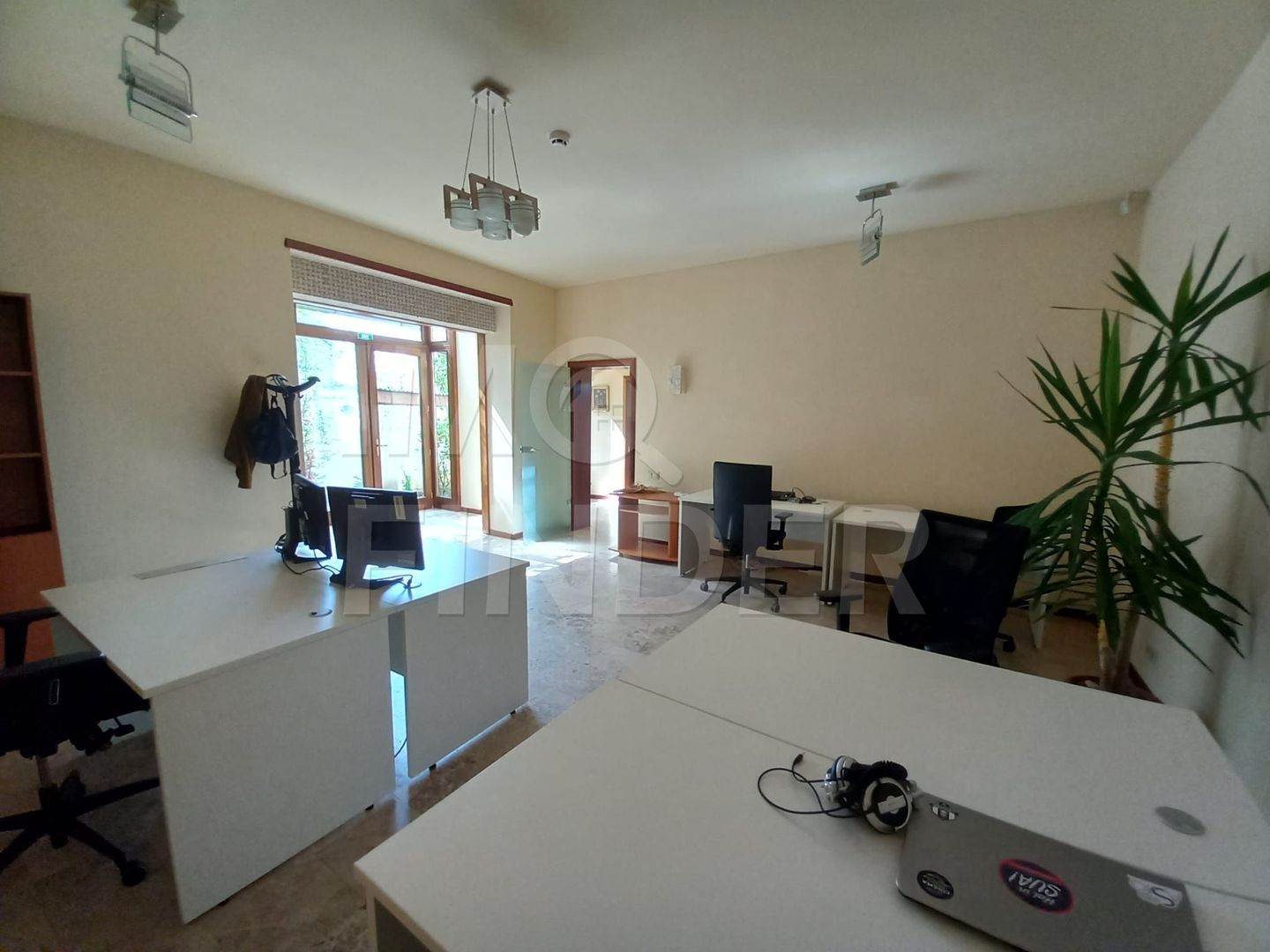 Spatiu de Birou Ultrafinisat zona Centrala - Poză 4