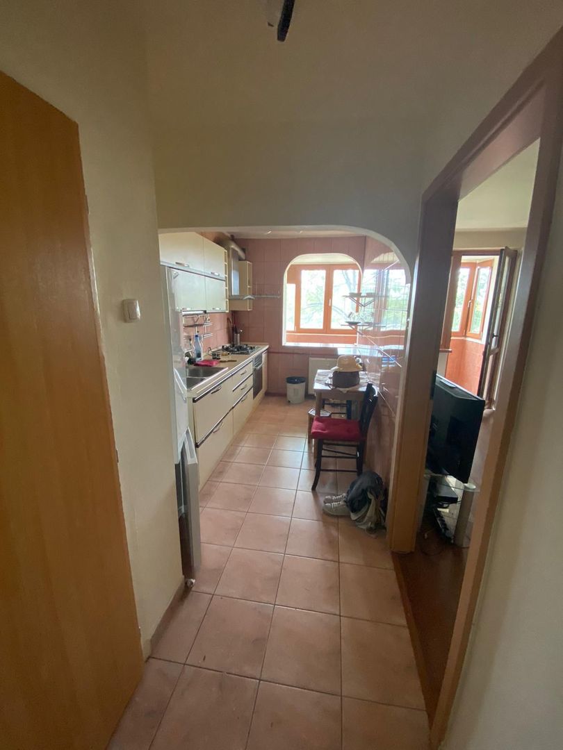 APARTAMENT 2 CAMERE | ETAJ 2 | METROU BASARAB - Poză 3