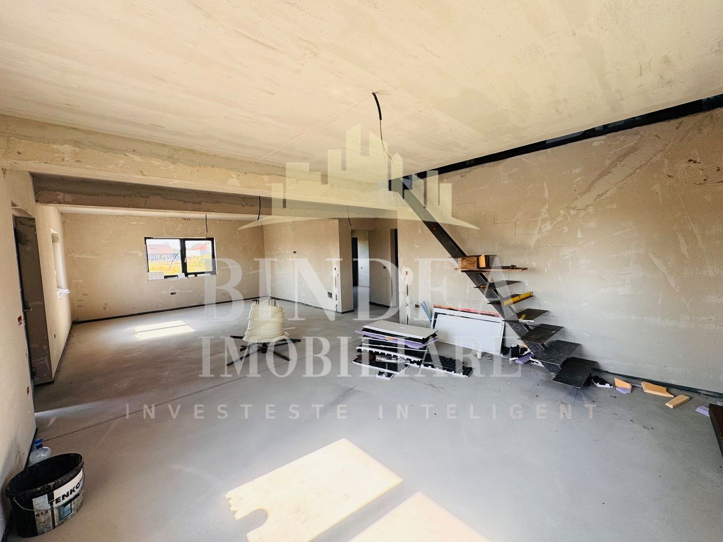 Casa individuala P+ M Pischia 167mp utili, 723mp teren - Poză 11