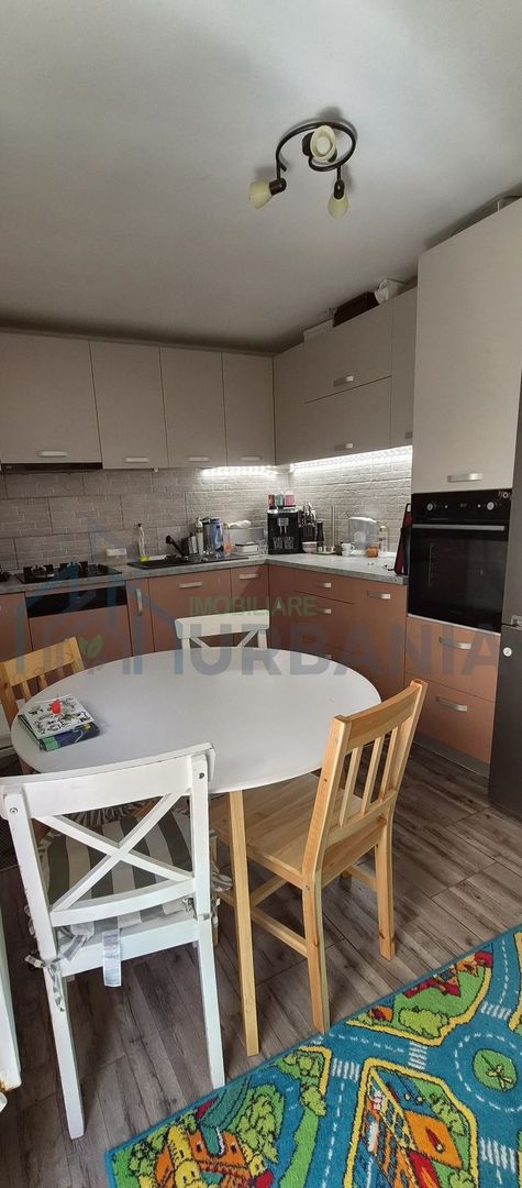 Duplex modern de vânzare, 3 camere, complet mobilat și utilat, cu 3 locuri de parcare – Valea Adâncă (Strada Cornești) - Poză 5