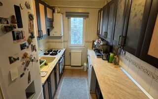 Ap 3 camere | 60mp | et. intermediar | Zona Podu Roș - 123.000E - Poză 4