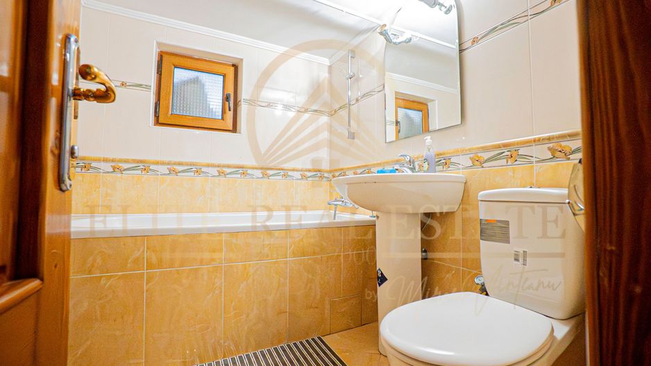 Pensiune/Aparthotel in Faleza Nord, 11 camere, Investitie cu potential - Poză 10