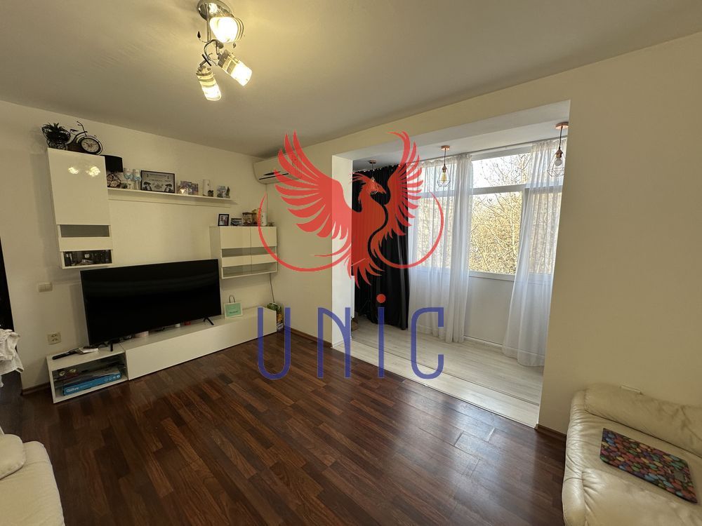 2 camere decomandate,  etaj 3, Rovine - 110 000 euro - Poză 2