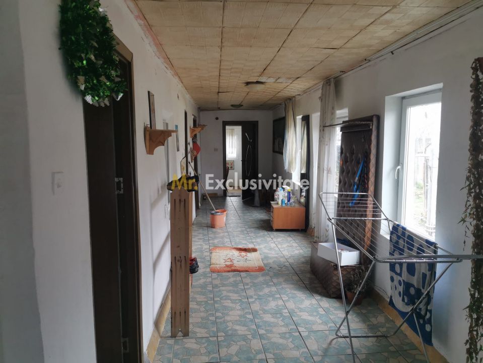 Casa de vanzare - comuna Pielesti - Poză 4