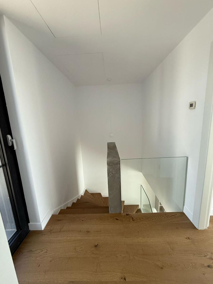 Vila tip UV02 mobilata complet in Amber Forest-prima inchiririere - Poză 8