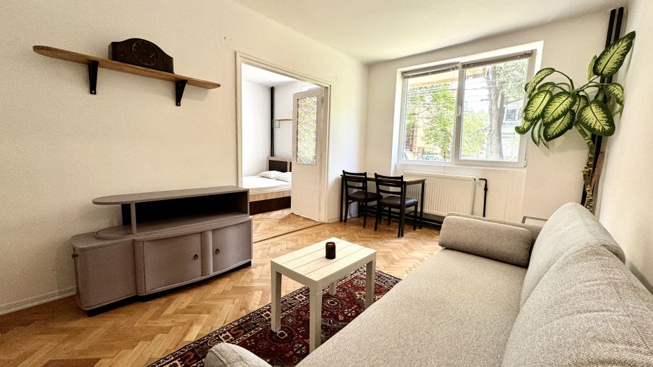 Apartament 2 camere, primitor, cu garaj, in zona Centrala-Universitate - Poză 5