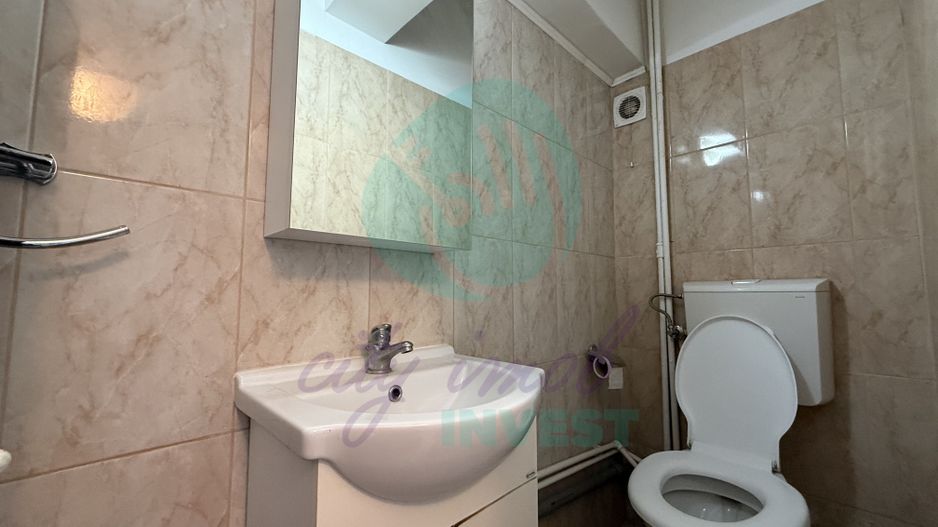 3 camere Obor | Vedere rond | Ideal locuință sau birou - Poză 10