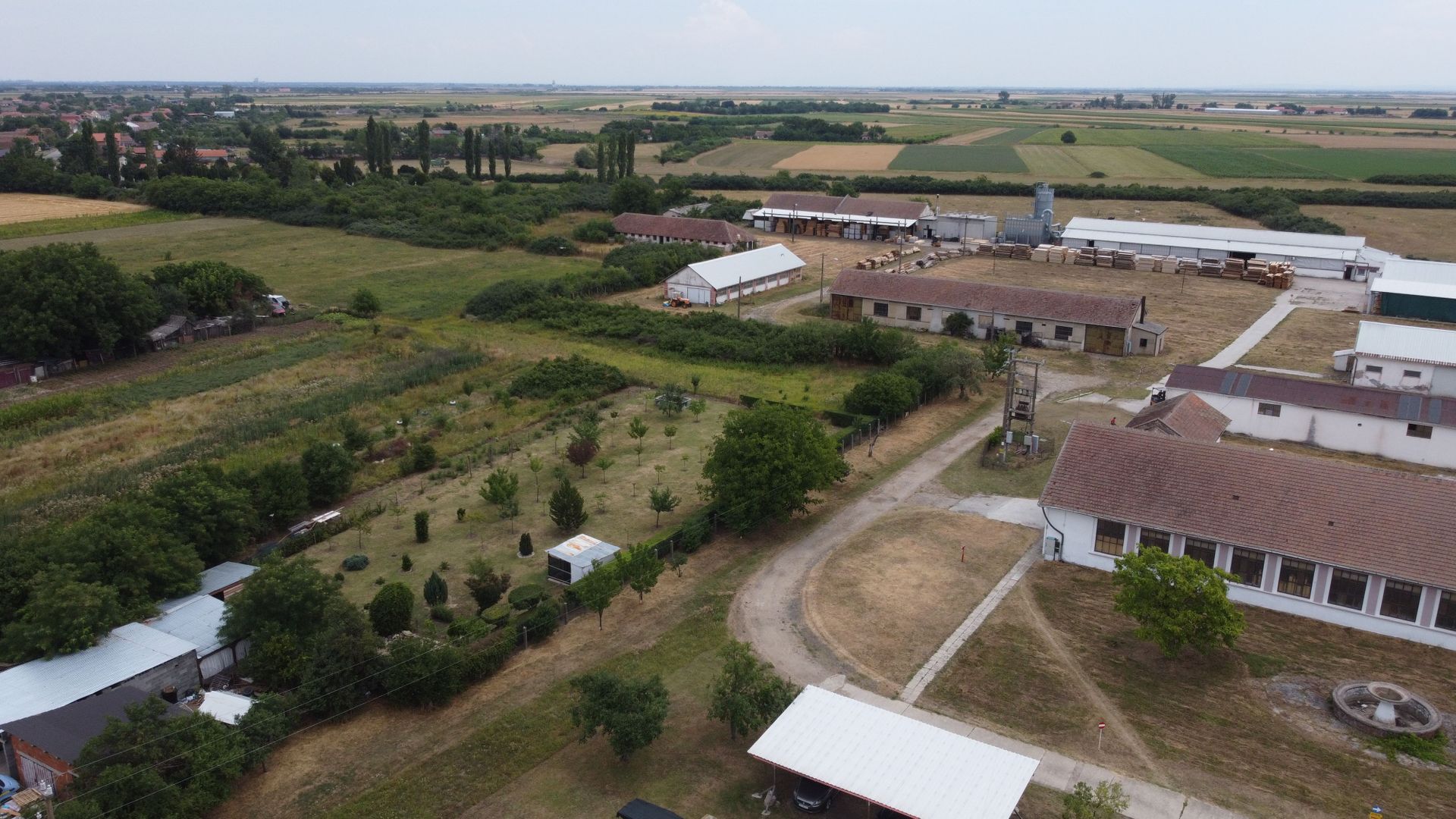 Proprietate industriala la 30 km exterior sud Timisoara - Poză 5