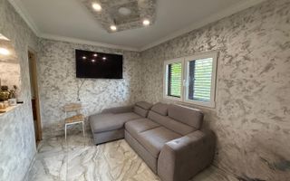 Casă de vânzare – Strada Săvenilor - Poză 1