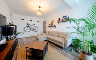 Apartament cu 3 camere, 2 balcoane si parcare, langa padure - Poză 3