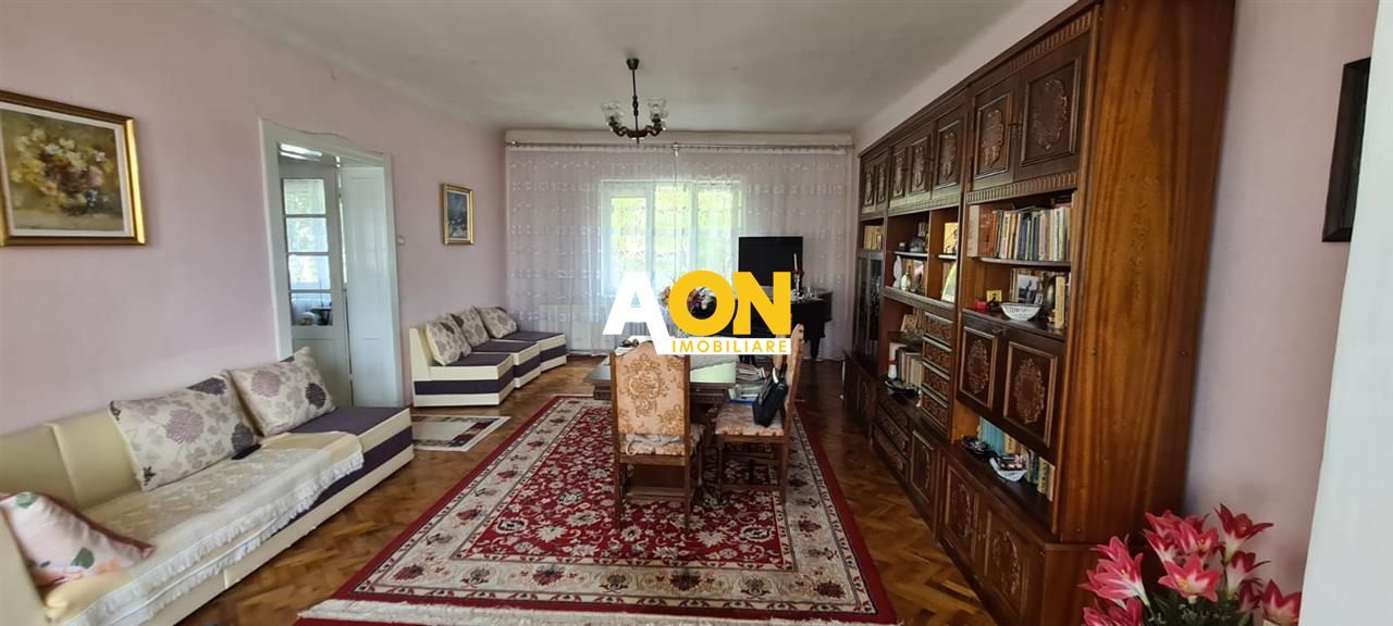 Casa 4 camere si 450 mp teren ultracentral - Poză 2