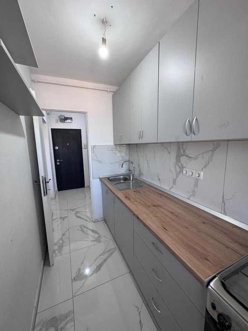 BRASADAS vinde ap 2 cam etaj 3/4 in Carpati 1. - Poză 1
