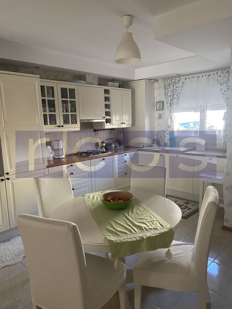 VANZARE VILA COSMOPOLIS | 85 MP UTILI | TERASA ACOPERITA | 2 LOCURI PARCARE | - Poză 1