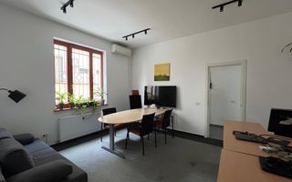 Vilă de Prestigiul în Inima Cartierului Cotroceni – Strada Clunet - Poză 2