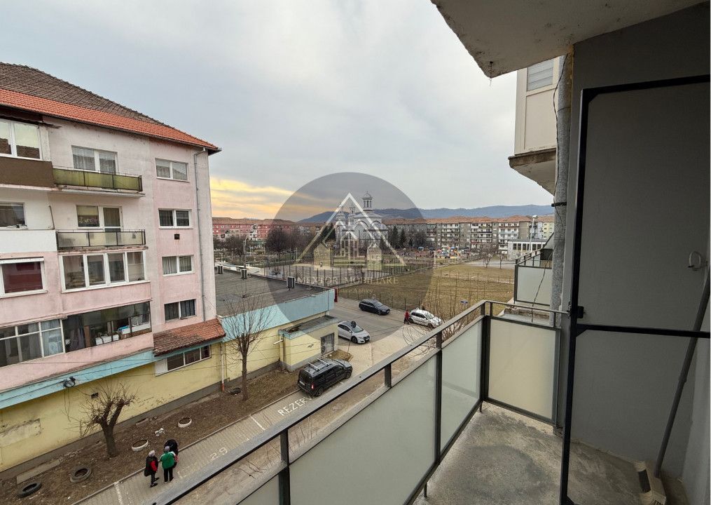 Apartament de lux cu 3 camere - Poză 8