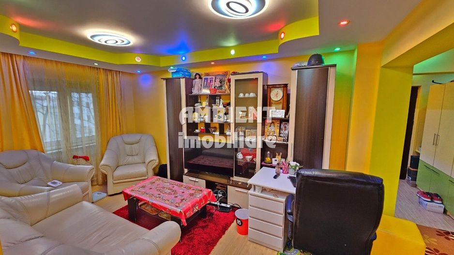 Apartament cu 3 camere, etaj 3, mobilat si utilat, zona GARA; - Poză 2