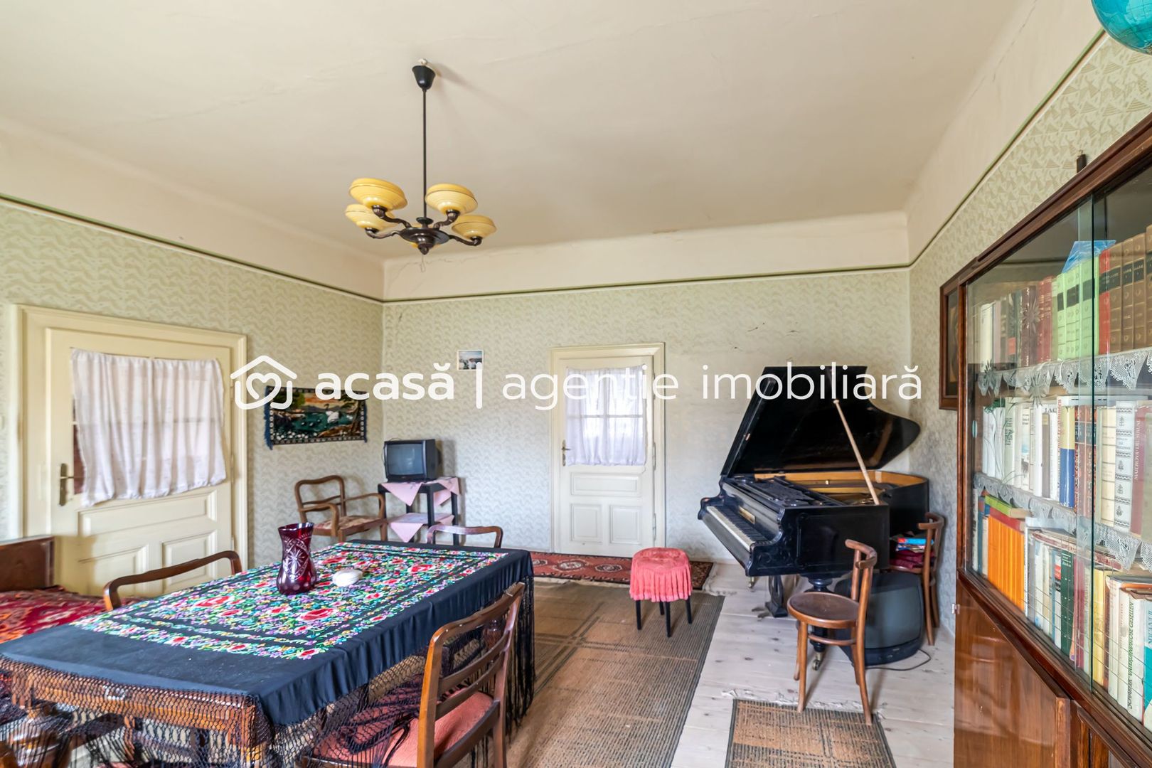 Casă în zona centrală Pâncota - Poză 2