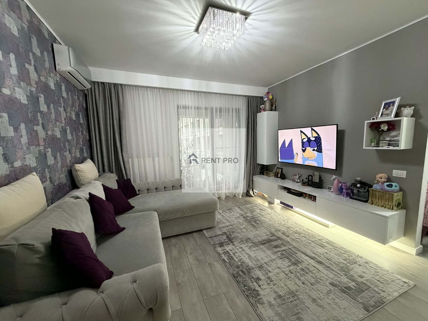 2 Camere Parcare Inclusa Plaza Residence 6 Min Metrou - Poză 1