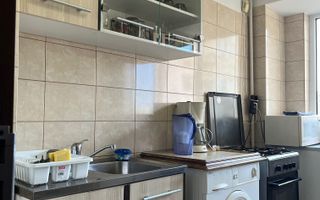 De vanzare apartament 2 camere Drumul Taberei - Poză 3