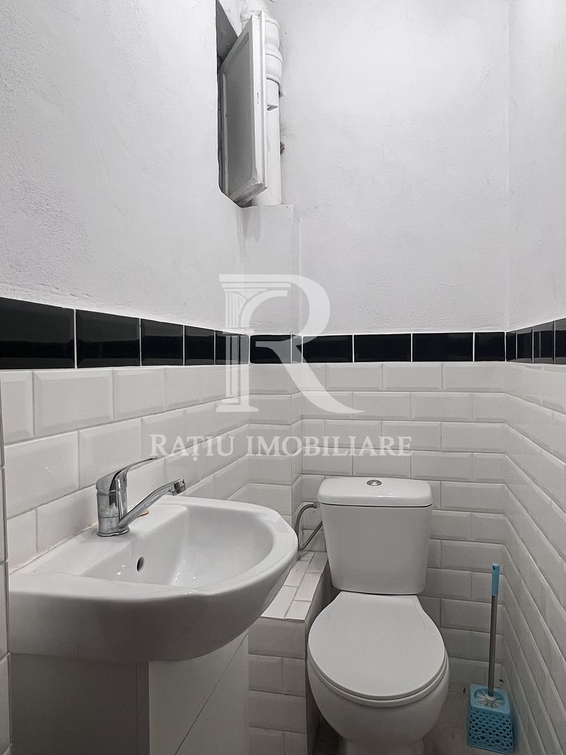 Spațiu Comercial în Imobil Istoric | Locație Ultracentrală | Oradea - Poză 13