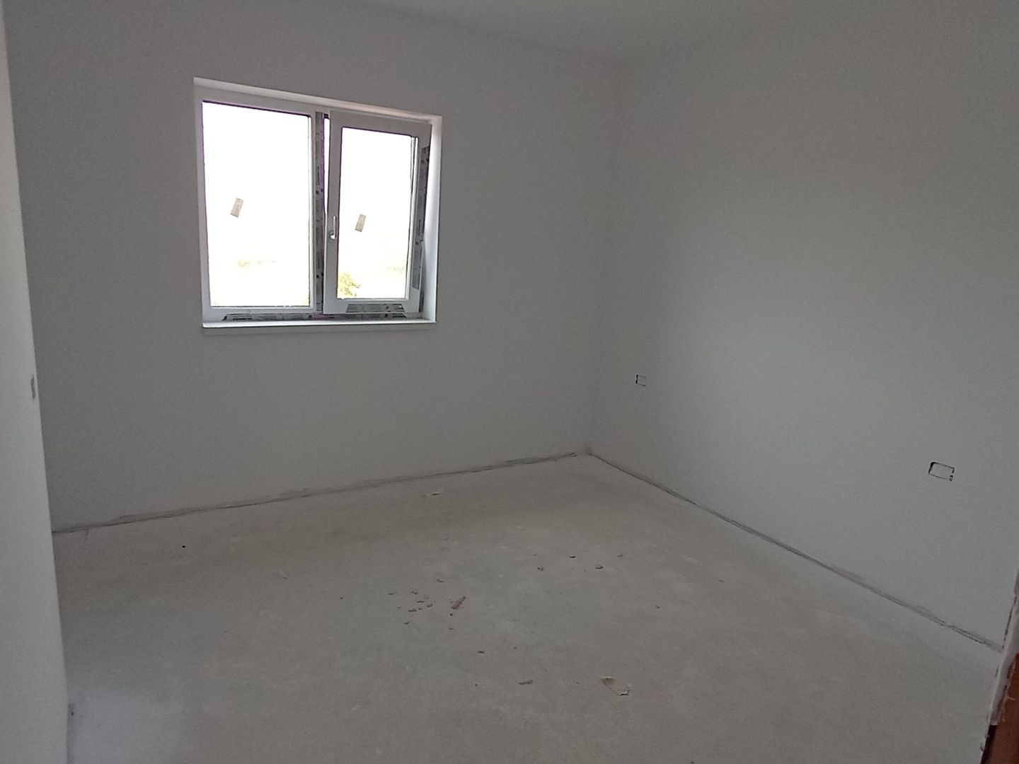 Sanandrei, Duplex pe Etaj, Drum Asflatat, Bucatarie Separata - Poză 5