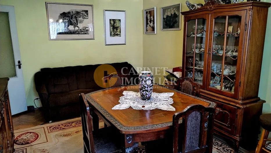 CENTRAL - SFANTUL LAZAR - 3 CAMERE DECOMANDAT - BLOC 1982 - Poză 3