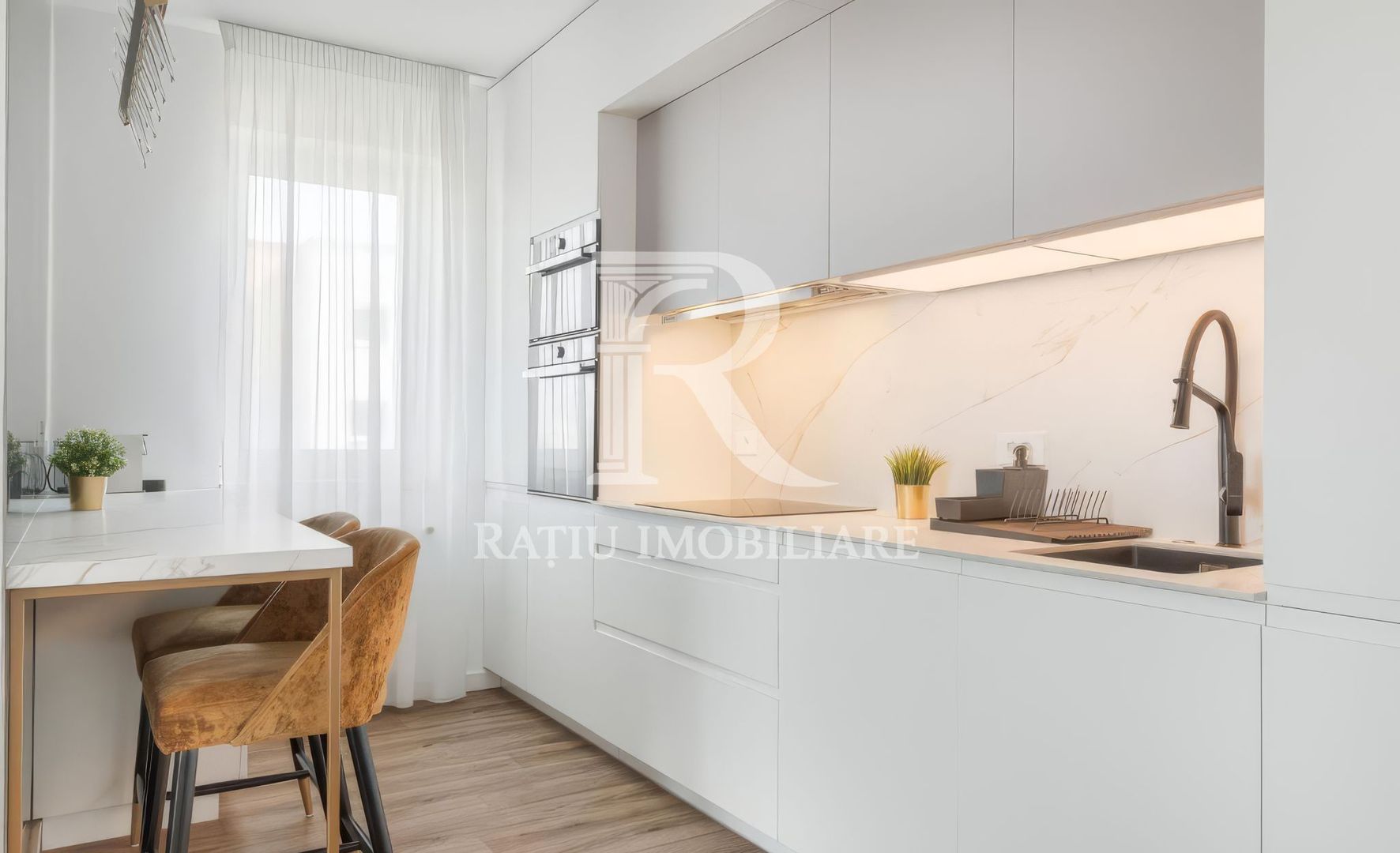 Apartament cu 3 camere | Garaj subteran inclus | Oradea - Poză 2