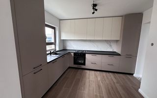 Casă premium complet utilata 5 camere 3 bai teren 427 mp în Cisnădie - Poză 1