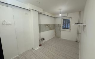 4 decomandate, parter, bilateral, Valea Rosie - 130 000 Euro - Poză 7