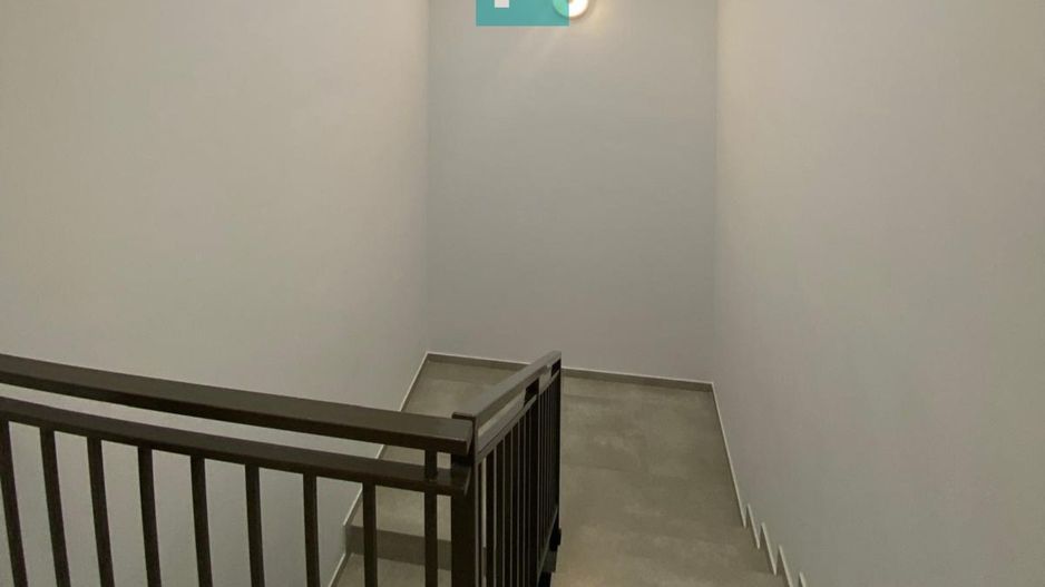 Apartament cu 3 camere moderne în Dumbrăvița - Poză 3