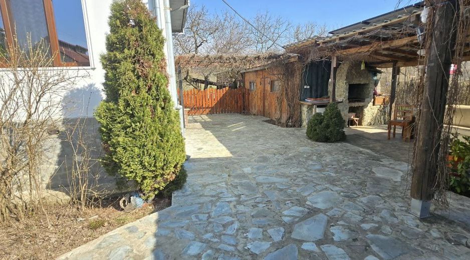 Proprietate de excepție în Lelești – la doar 8 km de Târgu Jiu - Poză 29