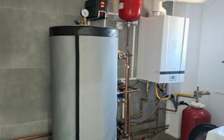 Vila cu 5 camere de vanzare, Strejnicu - Poză 25