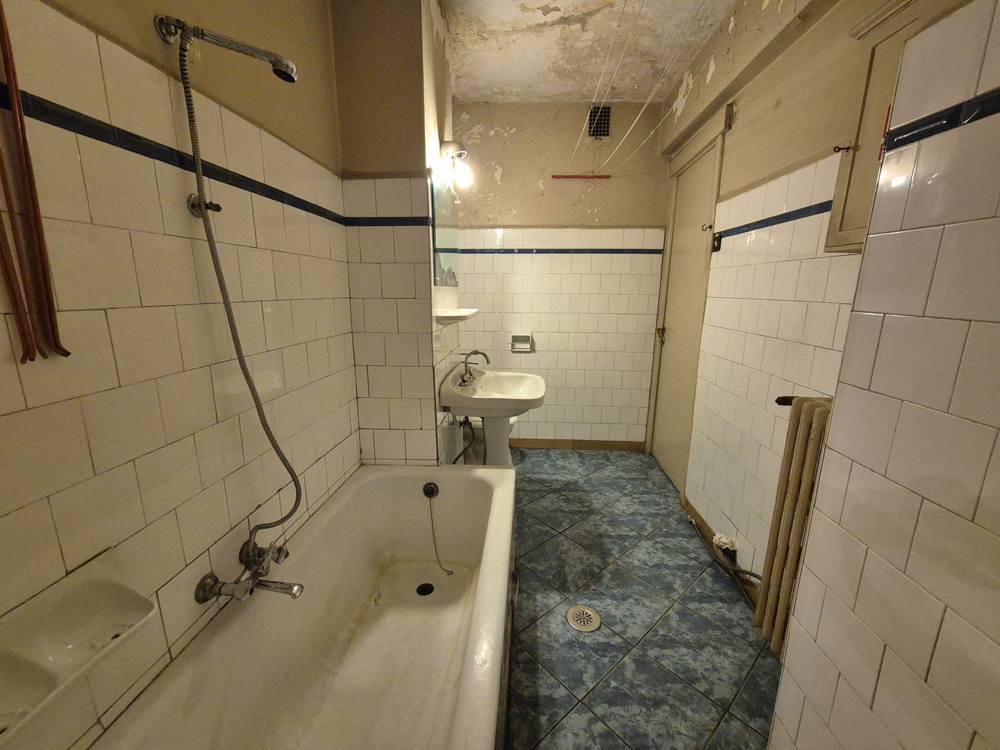 Apartament cu 4 camere 107,52 mp - Universitate - Poză 8