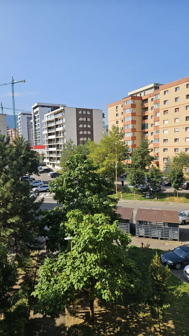 Spitalul Judetean-str Carpatilor apartament de inchiriat, mobilat,parcare - Poză 12