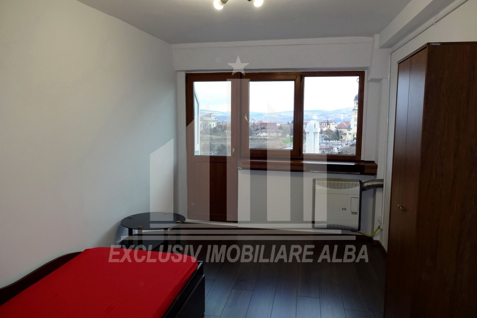 Apartament cu 4 camere decomandate, Cetate, M-uri - Poză 5