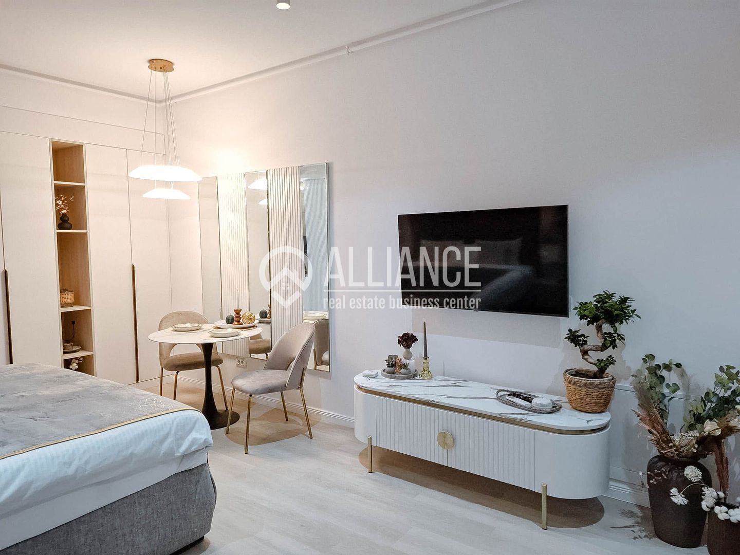 Mamaia Nord(COD 05) - Tomis Villa Studio cu vedere frontală la mare - Poză 6