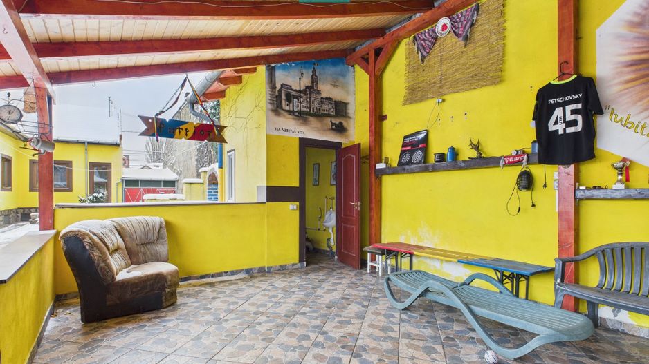 Casă cu 4 camere în zona Parneava - Poză 21