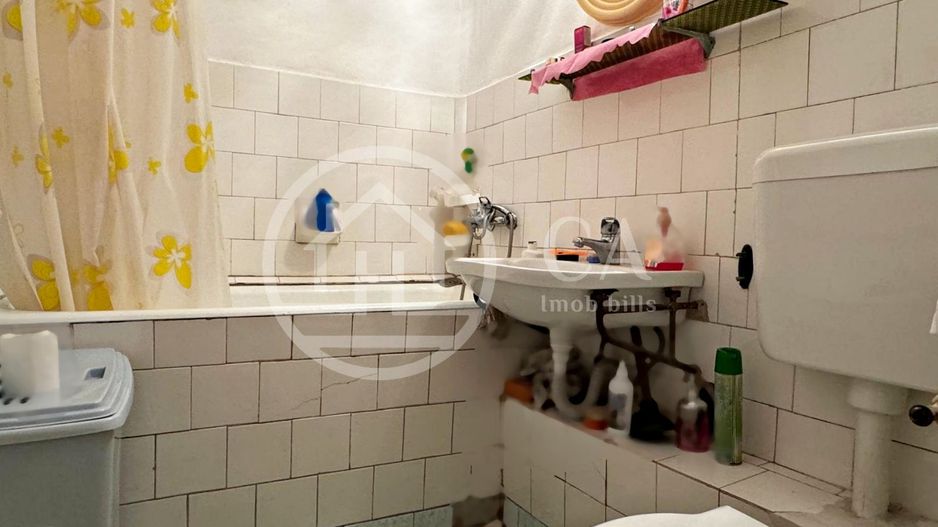 Apartament cu  3 camere de vânzare în zona  Iosia,  Oradea - Poză 10