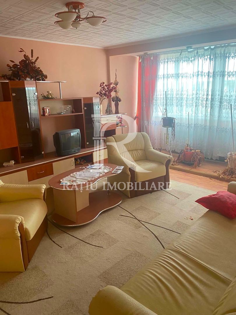 Apartament cu 3 camere | Salonta | Bihor - Poză 2