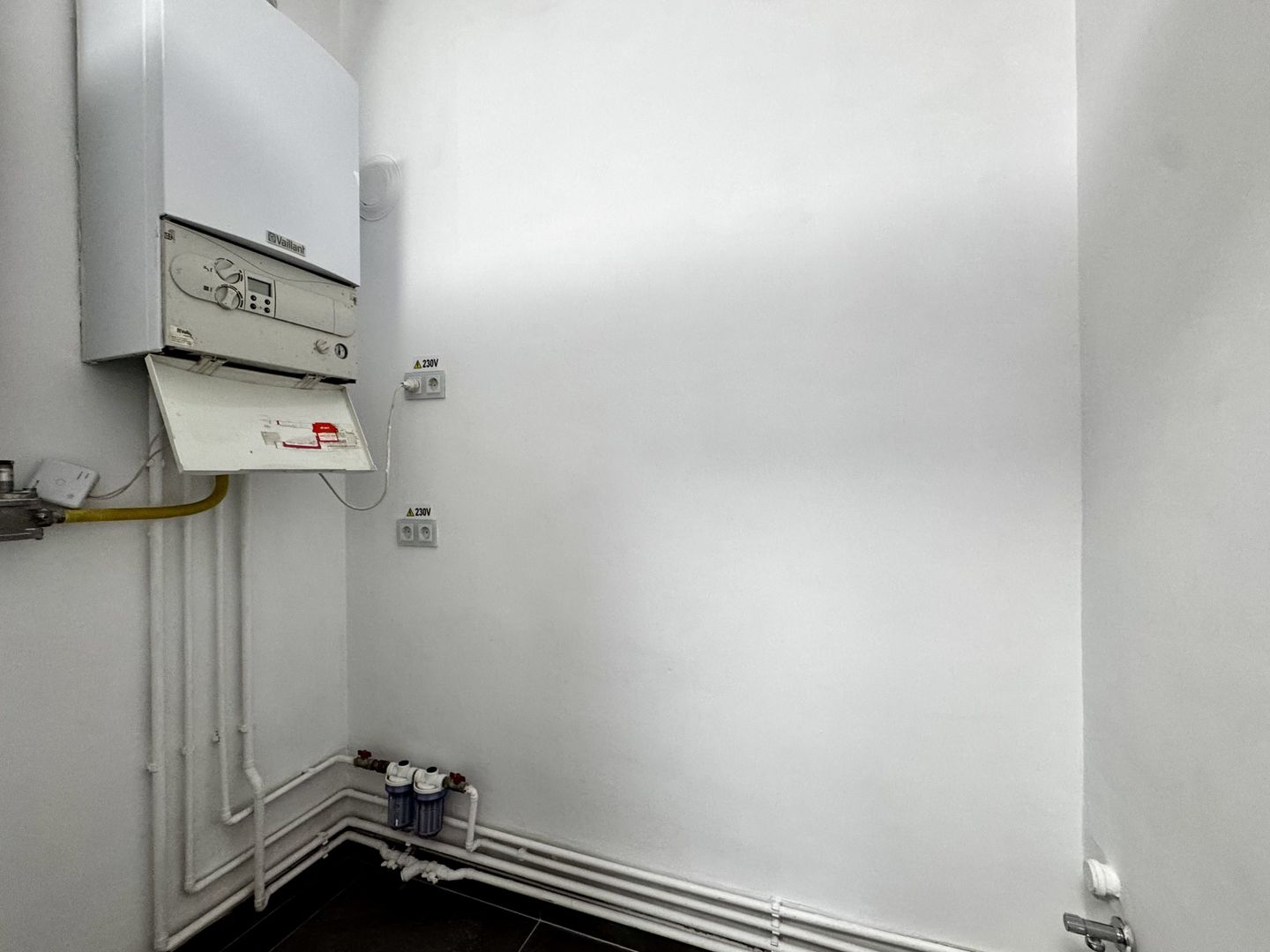 Spațiu birouri - renovat integral, etaj 1, in Piața Unirii - Poză 9