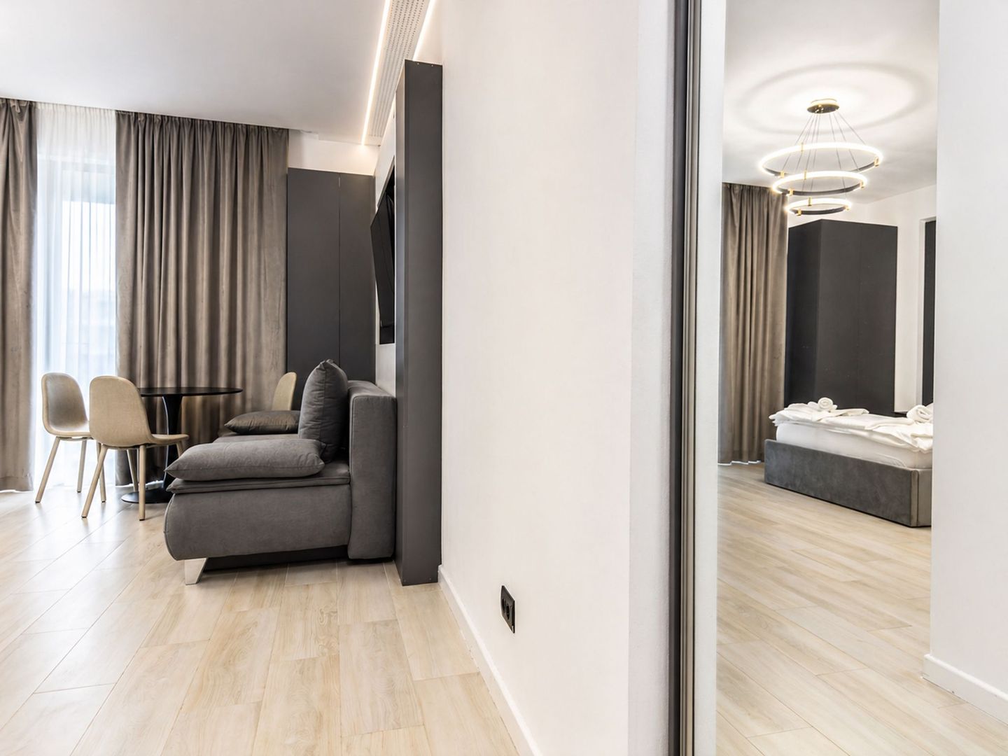 STUDIO |  SEA ON |  MOBILAT PREMIUM - Poză 3