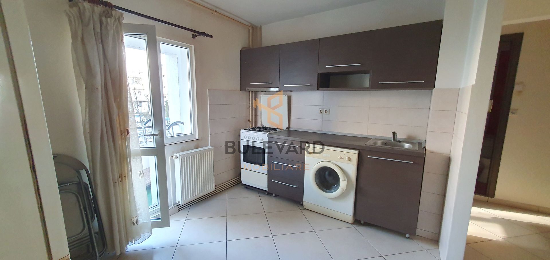 Apartament cu 2 camere decomandate, zona Intre Lacuri! - Poză 7