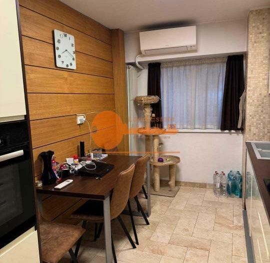 3 camere Victoriei-Piata Victoriei ( 1995-Renovat ) - Poză 9