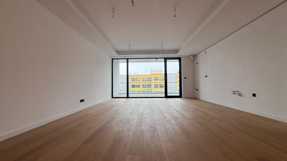 3 camere PREMIUM| 116.55 MP + 17 MP terasa - Poză 1