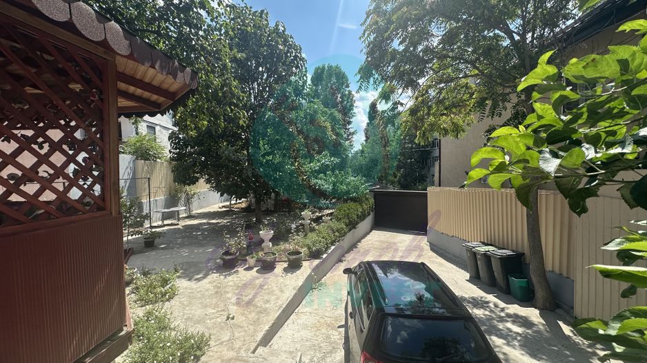 Vilă cu piscină și teren 563 mp, Dristor - Poză 3