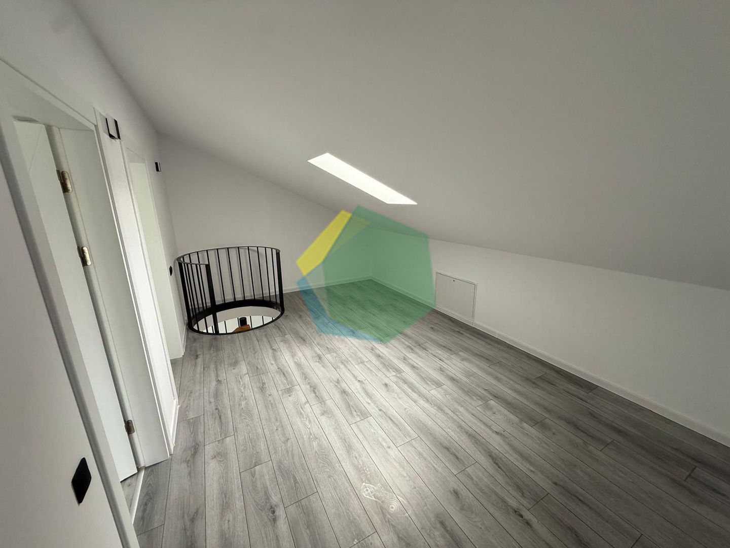 Vilă Premium cu 5 Camere în Tunari | Lângă Cosmopolis & Școala Mark T. - Poză 8