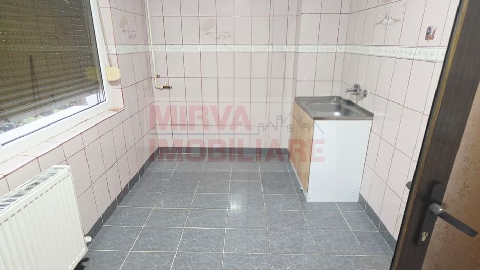 Apartament 2 camere de vanzare | Marasesti | an 1991 | Parter - Poză 7