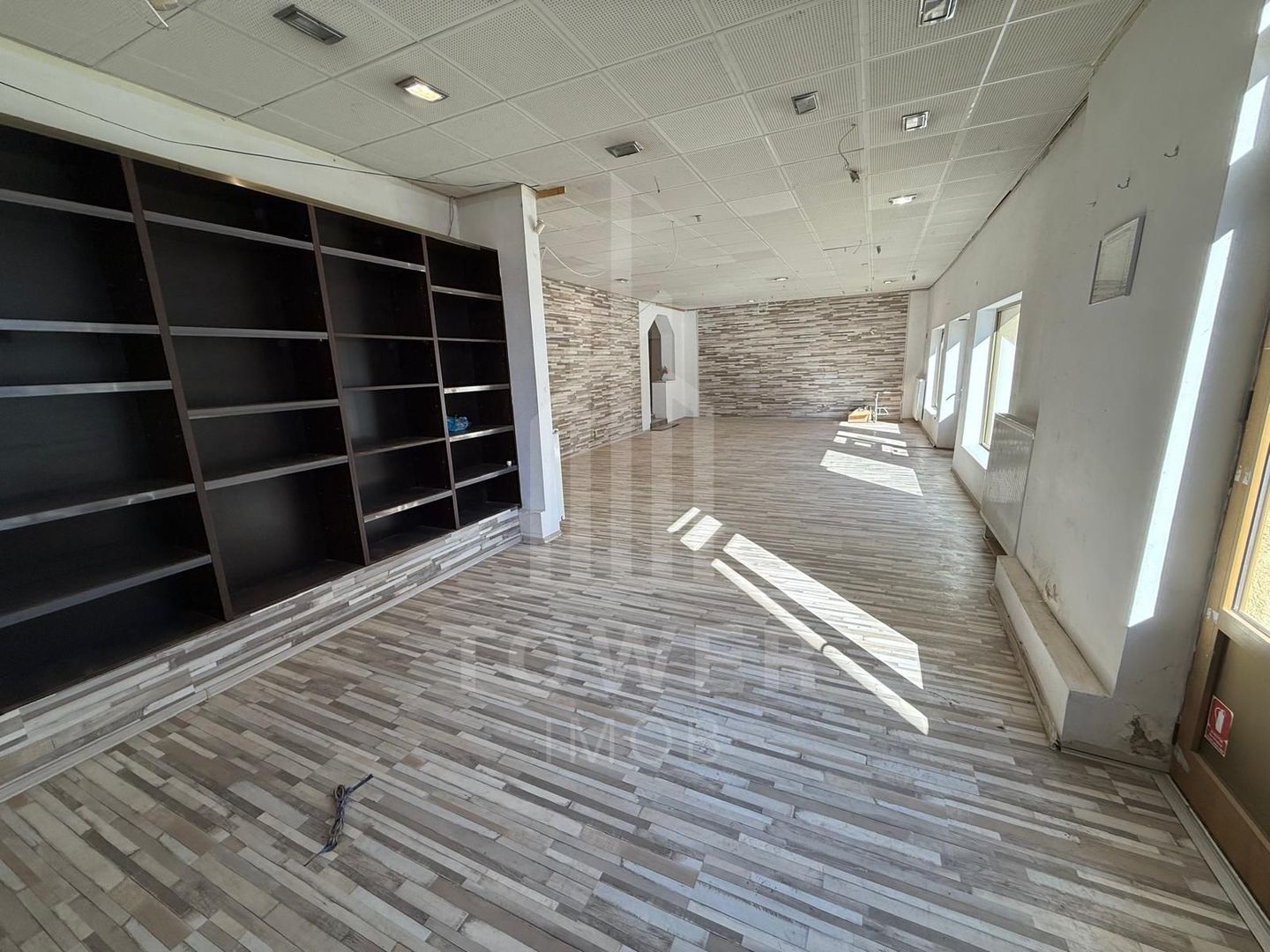 Spațiu comercial de închiriat | Calea Dumbrăvii - Poză 2