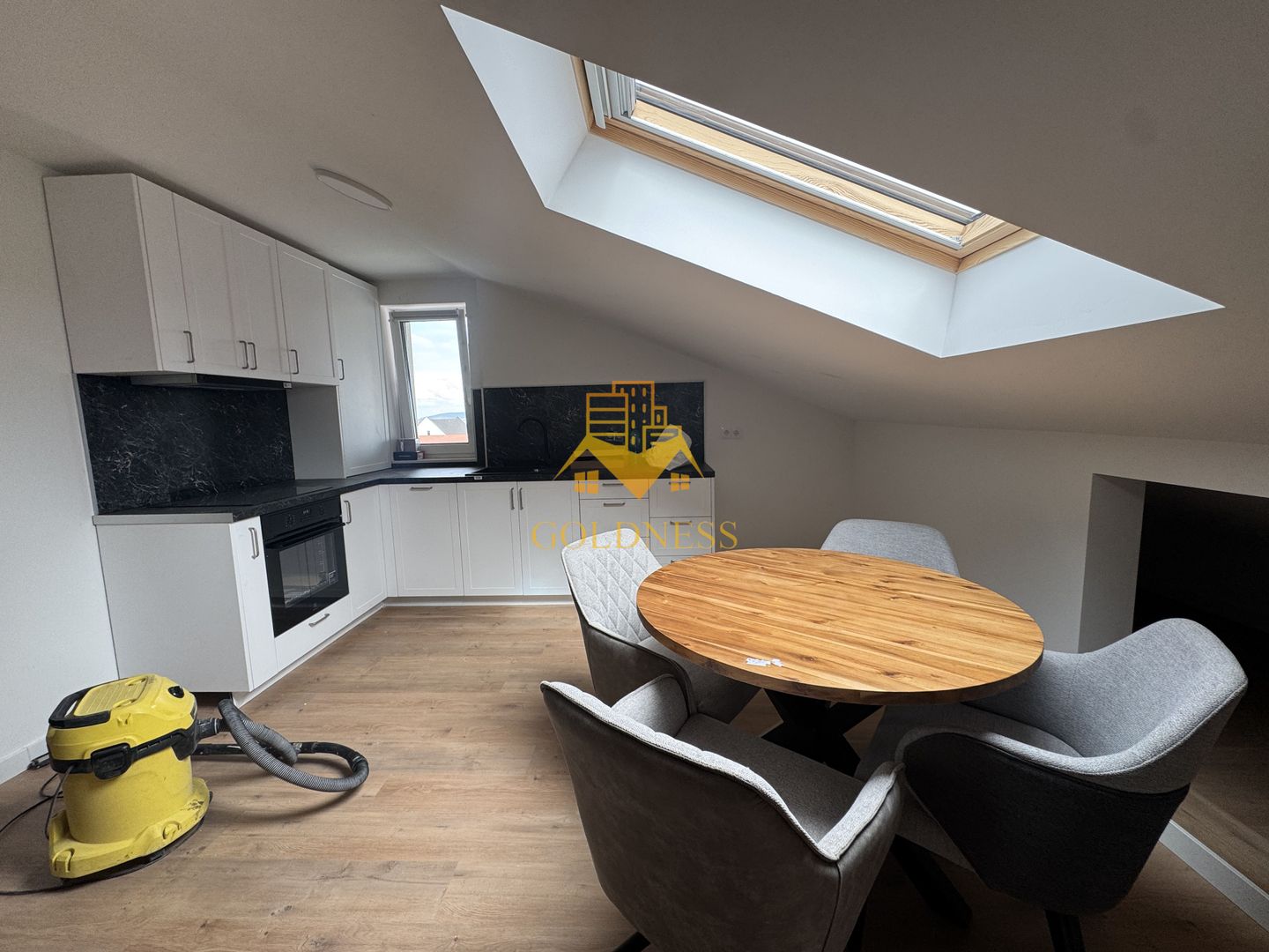 2 camere Modern Bloc Nou Mansarda Cartierul Europa zona Eugen Ionesco - Poză 2