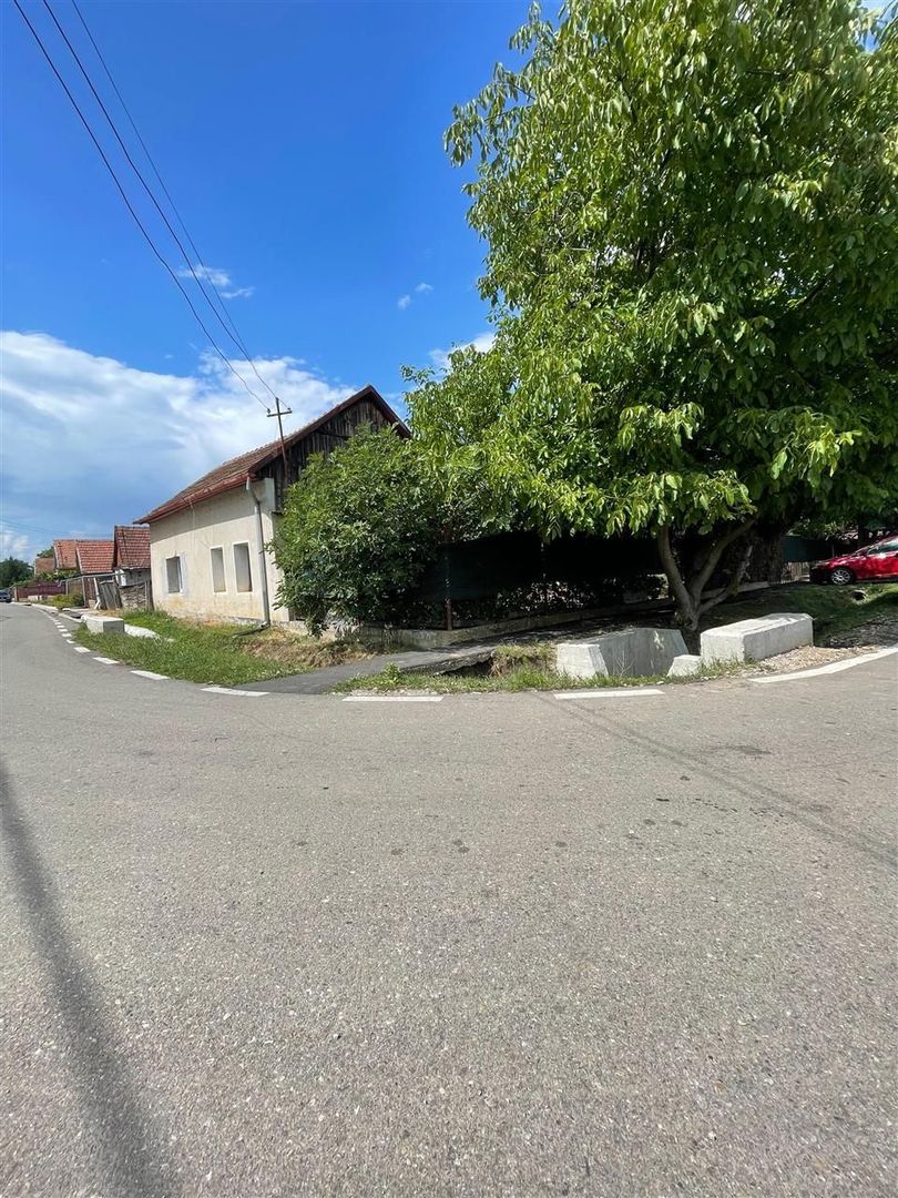 Casa cu 3 camere in Sacueni - Poză 9